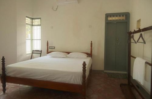 Cherthala Bed & Breakfast | Poonath House Nr Arthunkal Beach Alappuzha Kerala