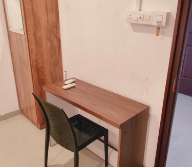 Kakkanad Hotel | POSH Residency
