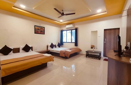 Jawhar Hotel | Prakriti Agro Farm Resort
