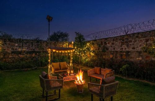 Gurugram Villa | Prassanam Vatika 2-BHK Hillside Villa with Private Pool & Expansive 1-Acre Garden