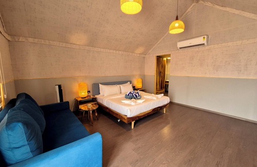 Diu Hotel | Praveg Beach Resort Nagoa Beach Diu