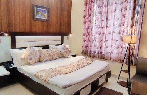 Amritsar Hotel | Premium Hotel Broadway Amritsar