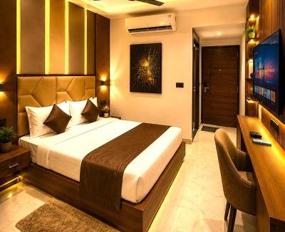 Varanasi House | Premium Hotel EXO-Near Temple and Ghat#Parking and Comfort Stay#Premium Service