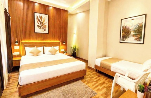 Rudraprayag Hotel | Premium Hotel Girish Heritage Stay