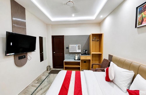 Haridwar House | PREMIUM HOTEL HARIDWAR K P - Near Mansa Mata Temple and Railway Station Haridwar - Fully Air conditioned - Free Wifi and Parking Facilities - Best FAMILY HOTEL IN HARIDWAR