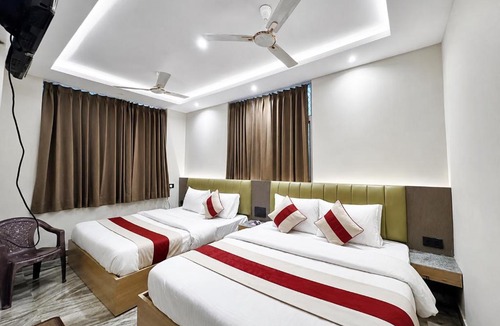 Haridwar House | PREMIUM HOTEL HARIDWAR K P - Near Mansa Mata Temple and Railway Station Haridwar - Fully Air conditioned - Free Wifi and Parking Facilities - Best FAMILY HOTEL IN HARIDWAR
