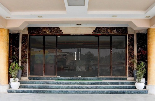 Gwalior House | PremiumHotel Shelter