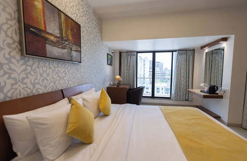 Vadodara Hotel | Pride Biznotel Alkapuri