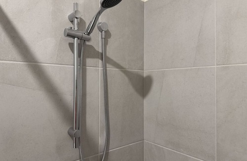 Menangle Park House | Private Ensuite | Brand New | AC | Menangle Park