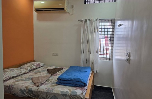 Kamalapur Apartment | Private Two bedrooms flat in Hampi