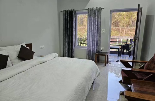 Ramnagar Bed & Breakfast | Quaint bed & breakfast with AC in charming Teda