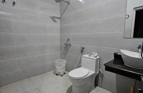 Ramnagar Bed & Breakfast | Quaint bed & breakfast with AC in charming Teda