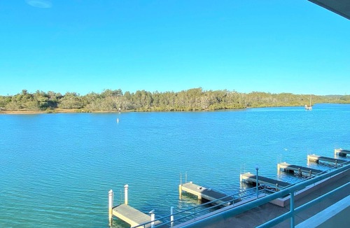 Nambucca Heads Apartment | QUAYSIDE - Bring the boat, tie it up at your own private jetty.