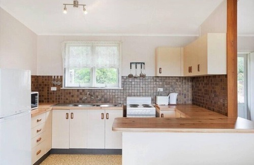 Pambula Beach House | Queens Cove by Holiday Management Co
