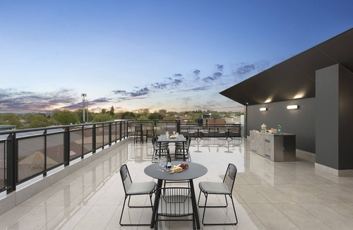 Orange Hotel | Quest Orange