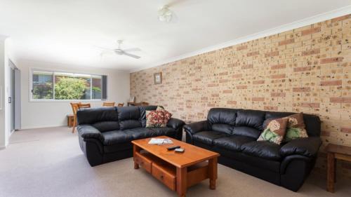 Old Bar House | Quiet and Private Duplex