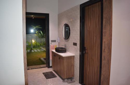 Hyderabad House | Quiet Haven Farm Stay