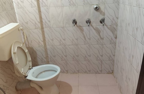 Thiruvananthapuram Cabin | R K Residency Formerly Gamas INN