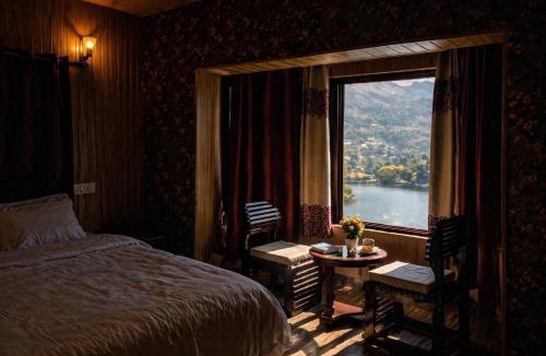 Bhimtal Villa | RaahgirStays The Lake Nest