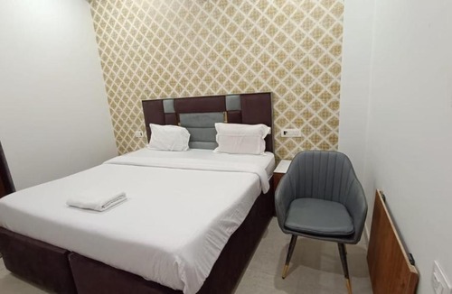 Mathura Hotel | RADHA Homestay