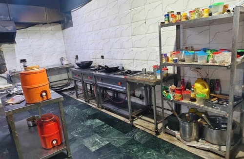 Agra Hotel | Radha Krishna Guest House
