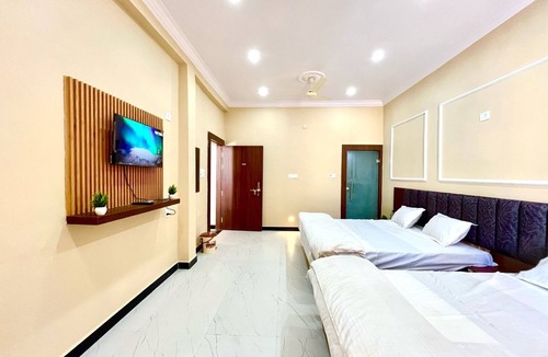 Orchha Bed & Breakfast | Raghav ji home stay