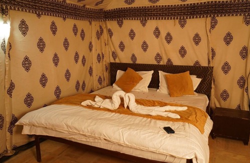Kanoi Hotel | Raj Dunes Resort