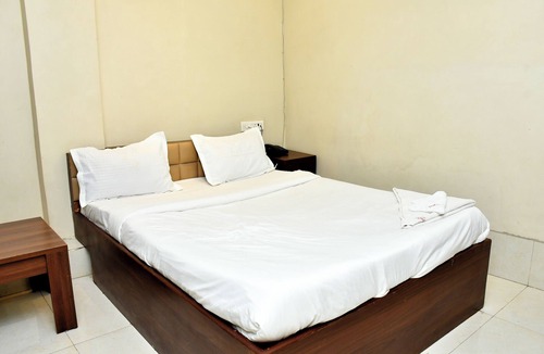 Raipur Hotel | Raj Gharana