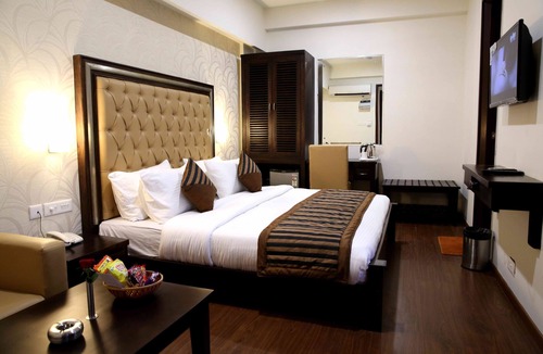 Taj Ganj Hotel | Raj Vilas Agra - Near Taj Mahal