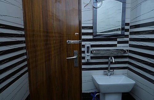 Bareilly Hotel | Rajani Bareilly Sindhu Nagar