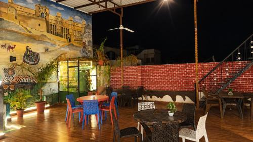 Dausa Bed & Breakfast | Rajputana cafe and restaurant