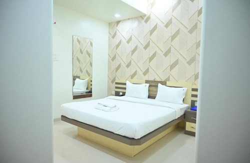 Adilabad Hotel | RAJVEER RESIDENCY