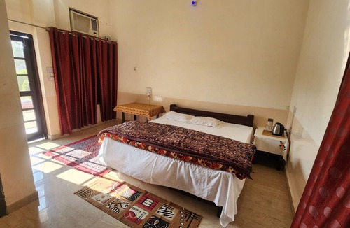 Lakhimpur Hotel | Rajwada Farms Dudhwa