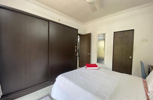 Pali Hill Apartment | Rama 2 - 201, Carter Road, Bandra West by Connekt Homes