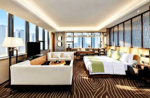 Shizhong District Hotel | Ramada Leshan