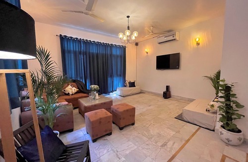 Greater Noida House | Rangoon by Grehstay 2BHK Independent House near Expo Mart