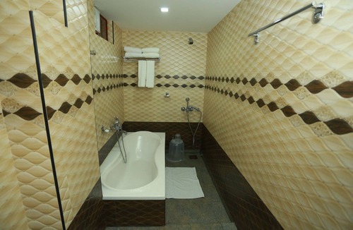Neyyattinkara Hotel | RB Palace