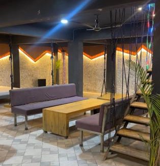 Udaipur District Apartment | Red Gram Hotel