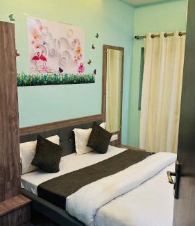 Udaipur District Apartment | Red Gram Hotel