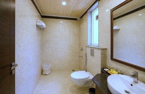 Chikalwas Resort | Red Tullip MD Valley Resort and Spa