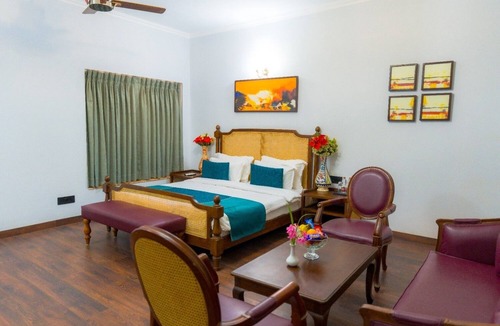Vagator Hotel | Reebah Inn & Suites