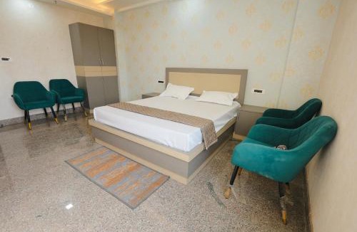 Patna Hotel | Regal Palace Hotel and Banquets