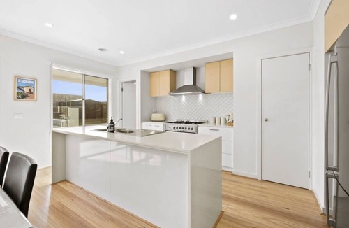 St Leonards House | Regal Park Villa with Pool and Alfresco Living