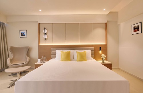 Ellis Bridge Hotel | Regenta Place CG Road