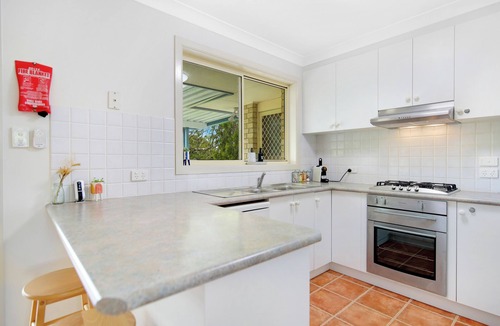Boambee East House | Relaxing 3BR+granny flat holiday home close to Sawtell, pet-friendly, large garden