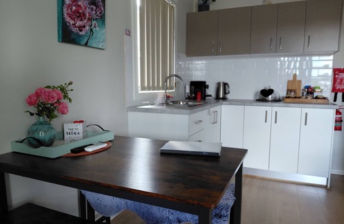 Hill Top Cottage | Relaxing cosy escape - Hot Tub, Breakfast & Wine