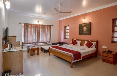 Gauravaddo Hotel | Renzo's Inn