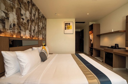 Bengaluru Hotel | Rg Grand Hotel & Convention
