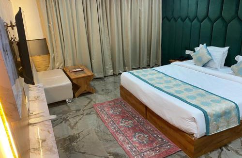 Taj Ganj Hotel | Rich Grand Hotel Near To Tajmahal