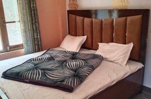 Rajgarhi Hotel | Rishi River View